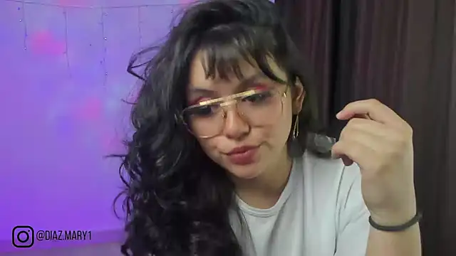 Snapshot of mary_diaz1 chatting on March 18, 2025, 2:51 am mary diaz1 online show from March 18, 2025, 2:51 am