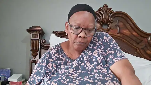 Snapshot of SEXYBOOBSNASS chatting on October 11, 2025, 1:45 pm SEXYBOOBSNASS online show from October 11, 2025, 1:45 pm