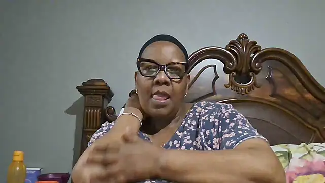 Snapshot of SEXYBOOBSNASS chatting on October 10, 2025, 9:04 pm SEXYBOOBSNASS online show from October 10, 2025, 9:04 pm