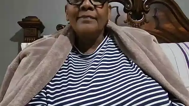 Snapshot of SEXYBOOBSNASS chatting on October 30, 2025, 7:00 pm SEXYBOOBSNASS online show from October 30, 2025, 7:00 pm