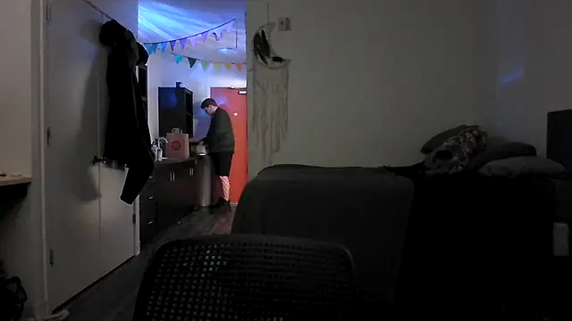 Snapshot of SilasRed chatting on December 30, 2024, 2:20 am SilasRed online show from December 30, 2024, 2:20 am