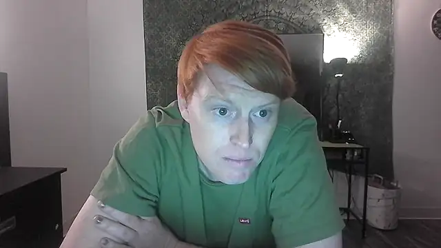 Snapshot of SilasRed chatting on January 9, 2025, 2:43 am SilasRed online show from January 9, 2025, 2:43 am