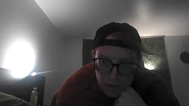 Snapshot of SilasRed chatting on January 6, 2025, 12:05 am SilasRed online show from January 6, 2025, 12:05 am