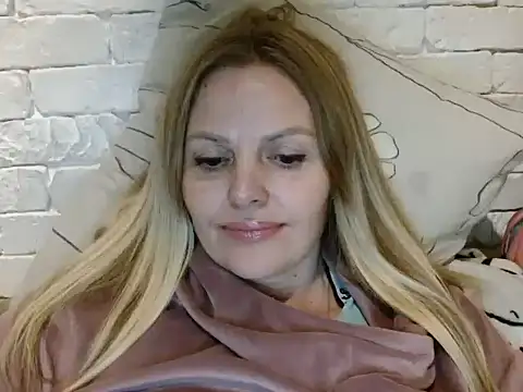 Angel girllovemy online show from November 30, 2025, 4:52 pm