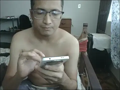 Mghty-cockl88 online show from March 3, 2025, 2:49 pm