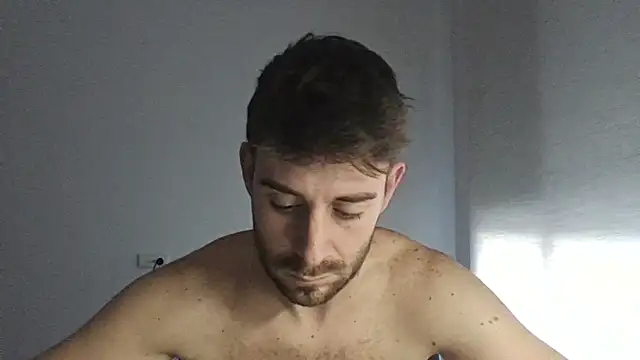 Snapshot of vargas90 chatting on February 18, 2026, 12:56 pm vargas90 online show from February 18, 2026, 12:56 pm