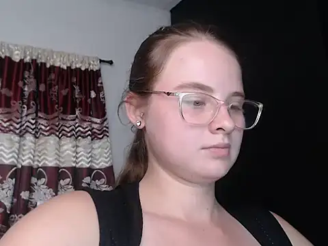 Snapshot of HellenMiyer1111 chatting on March 21, 2025, 9:12 pm HellenMiyer1111 online show from March 21, 2025, 9:12 pm