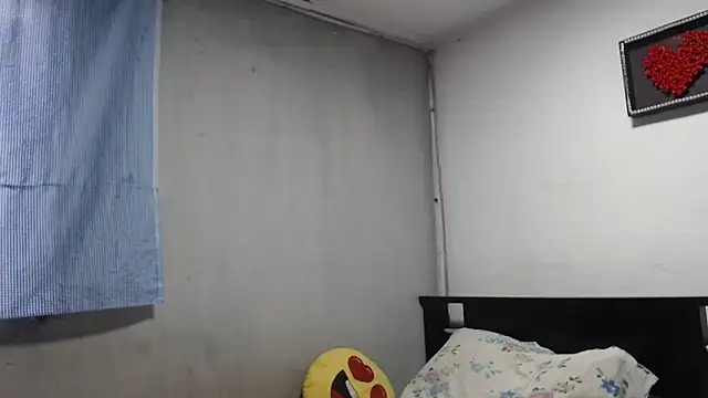 Snapshot of HellenMiyer1111 chatting on February 28, 2025, 8:39 pm HellenMiyer1111 online show from February 28, 2025, 8:39 pm