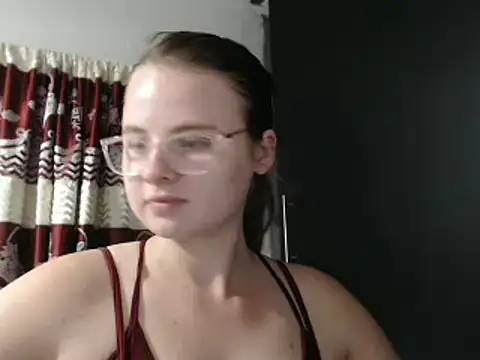 Snapshot of HellenMiyer1111 chatting on March 13, 2025, 10:21 pm HellenMiyer1111 online show from March 13, 2025, 10:21 pm