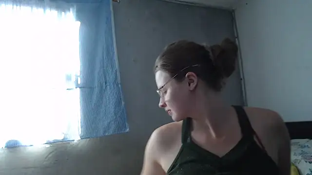 Snapshot of HellenMiyer1111 chatting on March 2, 2025, 8:35 pm HellenMiyer1111 online show from March 2, 2025, 8:35 pm