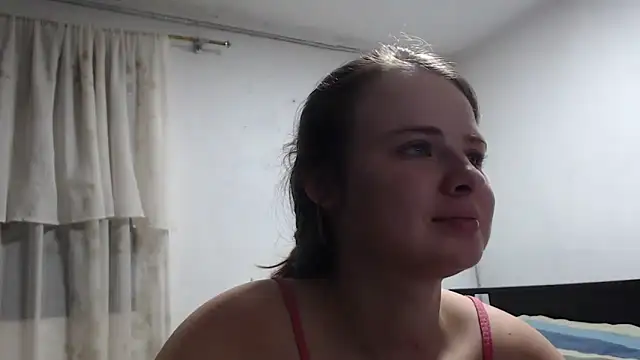 Snapshot of HellenMiyer1111 chatting on October 3, 2025, 2:51 pm HellenMiyer1111 online show from October 3, 2025, 2:51 pm