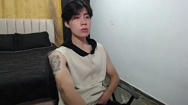 Elio-cam online show from December 16, 2024, 8:41 am