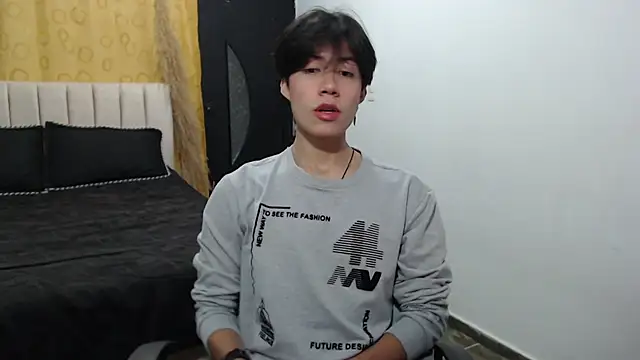 Elio-cam online show from December 10, 2024, 8:30 am