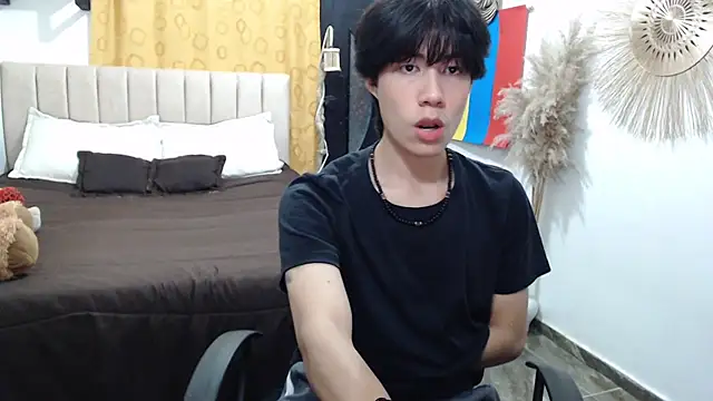 Elio-cam online show from July 9, 2026, 8:26 am