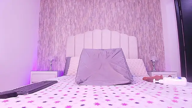 Snapshot of raven_lilith_ chatting on February 27, 2026, 3:18 am raven lilith online show from February 27, 2026, 3:18 am