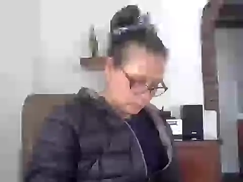 SamyFlowers online show from October 16, 2025, 4:48 pm