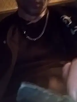 Snapshot of Dzo91 chatting on December 5, 2024, 7:43 am Dzo91 online show from December 5, 2024, 7:43 am