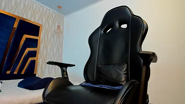 Snapshot of Petesevans chatting on March 13, 2025, 5:54 am Petesevans online show from March 13, 2025, 5:54 am