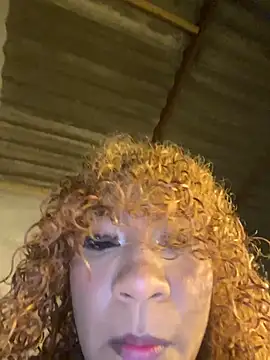 Snapshot of Iam_FerH chatting on October 19, 2025, 5:54 am Iam FerH online show from October 19, 2025, 5:54 am