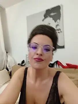 Snapshot of RebeccaNoble chatting on July 1, 2026, 6:41 pm RebeccaNoble online show from July 1, 2026, 6:41 pm