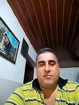 ADRIAN ADI40 online show from January 26, 2025, 7:10 am