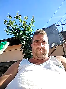 ADRIAN ADI40 online show from October 28, 2025, 11:09 am