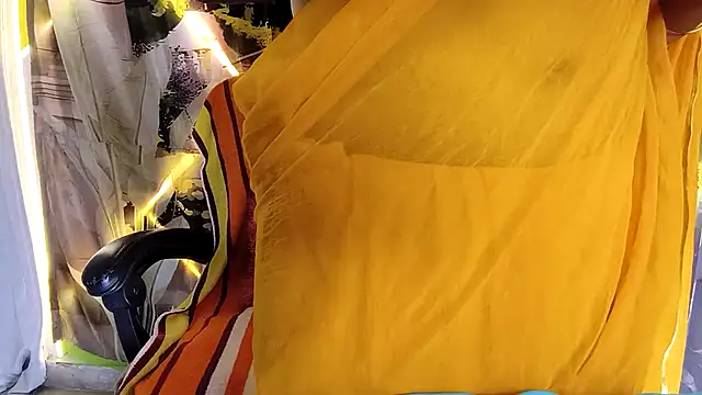 Snapshot of MAN-MOHINI-21 chatting on October 15, 2025, 4:15 pm MAN-MOHINI-21 online show from October 15, 2025, 4:15 pm