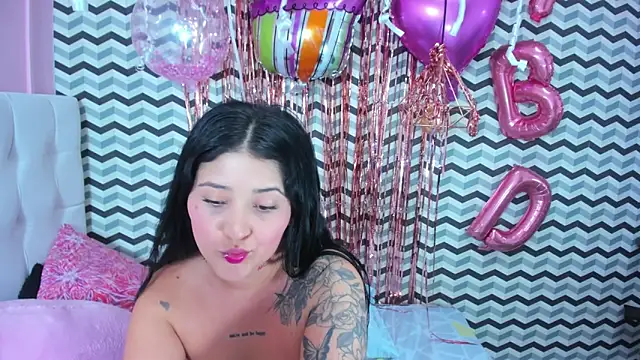 Snapshot of BIANCAROY1 chatting on October 4, 2025, 7:15 pm BIANCAROY1 online show from October 4, 2025, 7:15 pm