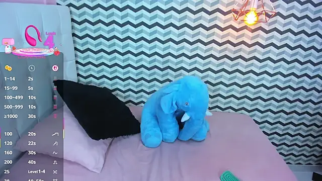 Snapshot of BIANCAROY1 chatting on September 20, 2025, 6:46 pm BIANCAROY1 online show from September 20, 2025, 6:46 pm