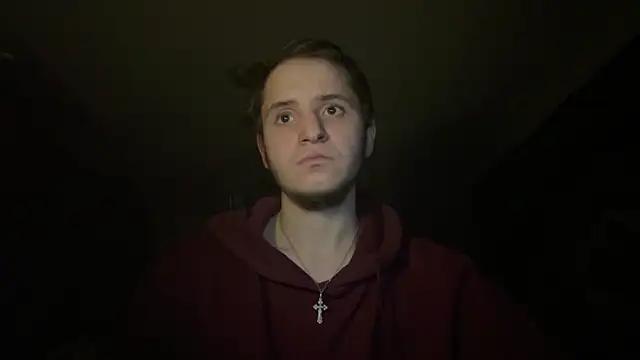 sweaticeboy online show from December 18, 2025, 6:23 pm