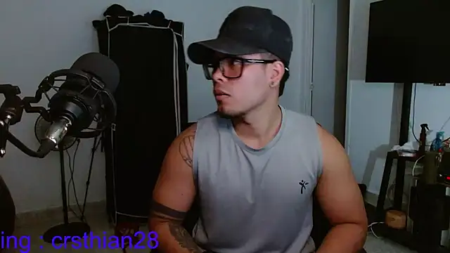 Danielsbigcum online show from July 28, 2026, 2:19 am