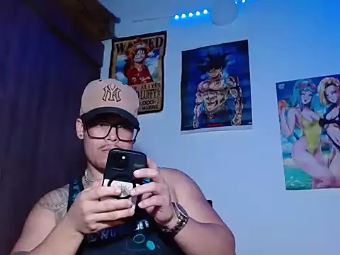 Danielsbigcum online show from March 27, 2026, 4:32 am