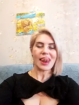 JennyOMay online show from January 5, 2025, 5:51 am