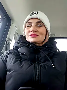 JennyOMay online show from February 12, 2025, 4:33 am
