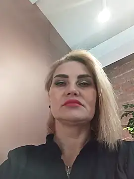 JennyOMay online show from January 11, 2025, 4:48 am