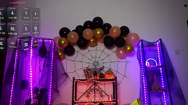 Snapshot of CyberXGoddess chatting on October 23, 2025, 11:58 pm CyberXGoddess online show from October 23, 2025, 11:58 pm