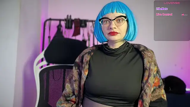 CyberXGoddess online show from April 12, 2026, 12:47 am