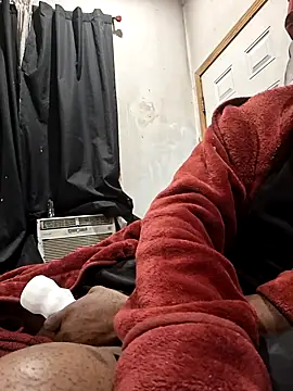 Maculine Stayr online show from March 1, 2026, 11:43 am