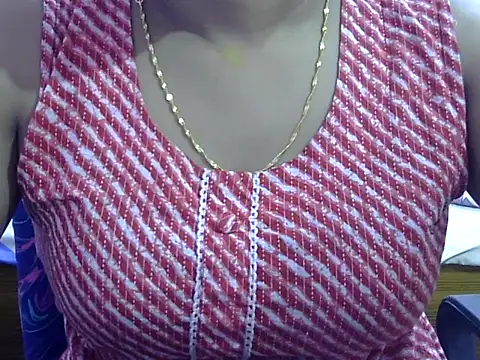 Snapshot of Your_wild_Dia chatting on October 6, 2025, 6:14 am Your wild Dia online show from October 6, 2025, 6:14 am