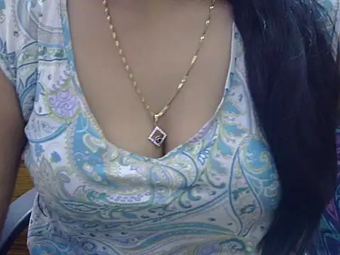 Snapshot of Your_wild_Dia chatting on October 28, 2025, 5:29 am Your wild Dia online show from October 28, 2025, 5:29 am