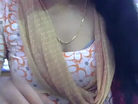 Snapshot of Your_wild_Dia chatting on October 17, 2025, 5:33 am Your wild Dia online show from October 17, 2025, 5:33 am