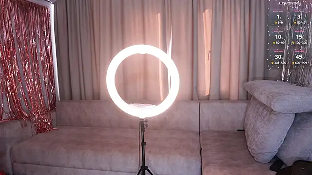 k kimikooo online show from October 10, 2025, 3:51 am