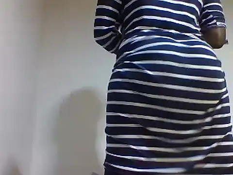 sweetelle09 online show from March 16, 2025, 12:34 am