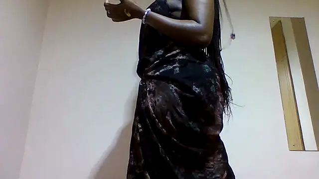 Snapshot of sweetelle09 chatting on February 21, 2026, 4:42 pm sweetelle09 online show from February 21, 2026, 4:42 pm