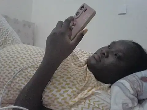 queen aria19 online show from April 9, 2026, 5:09 am