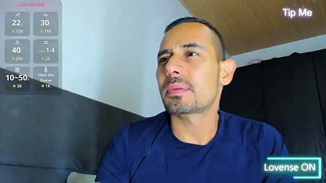 Snapshot of jhonyalzate2 chatting on October 14, 2025, 12:11 am jhonyalzate2 online show from October 14, 2025, 12:11 am