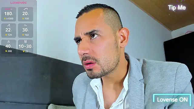 Snapshot of jhonyalzate2 chatting on October 6, 2025, 1:51 am jhonyalzate2 online show from October 6, 2025, 1:51 am