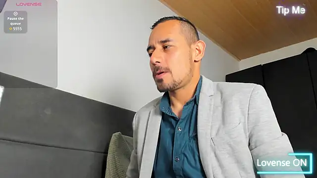 Snapshot of jhonyalzate2 chatting on June 21, 2026, 2:06 am jhonyalzate2 online show from June 21, 2026, 2:06 am