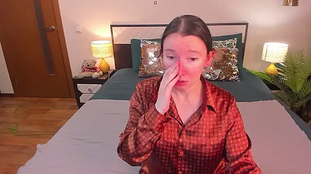 CatherineWalls online show from March 25, 2026, 7:08 am