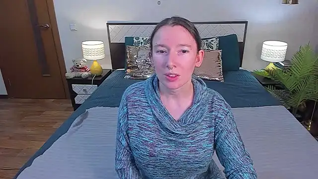 Snapshot of CatherineWalls chatting on June 4, 2026, 4:28 am CatherineWalls online show from June 4, 2026, 4:28 am